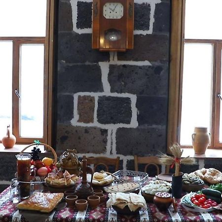 Guesthouse Emma Gyumri Eksteriør bilde
